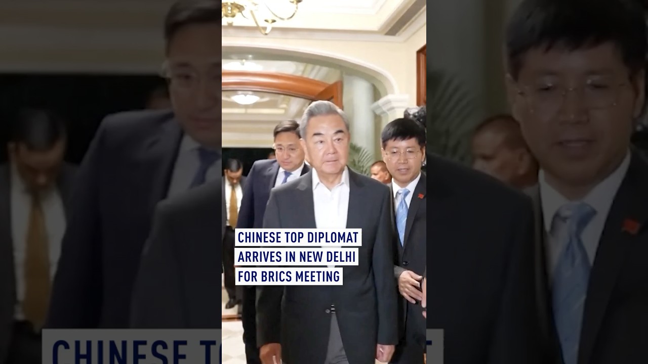 Chinese top diplomat arrives in New Delhi for BRICS meeting