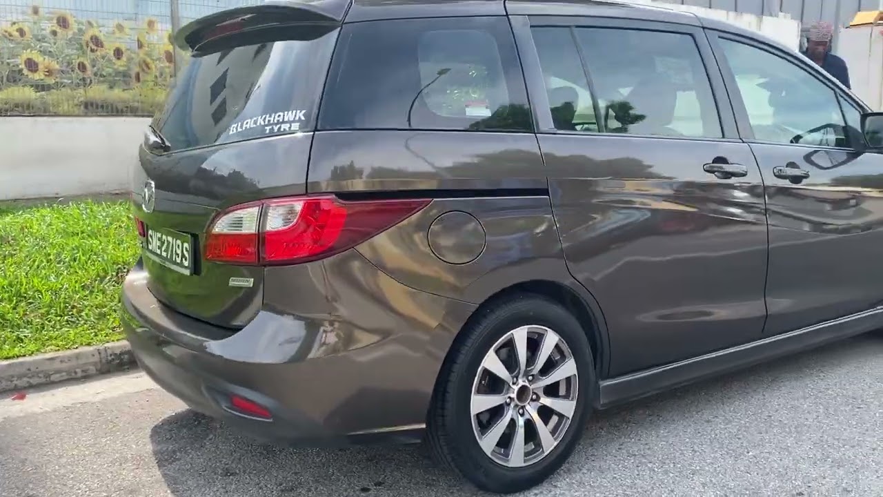 MAZDA 5