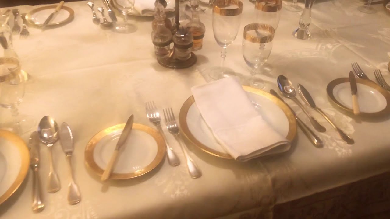 Manners Masters: Jak zgodnie z zasadami etykiety nakryć stół?