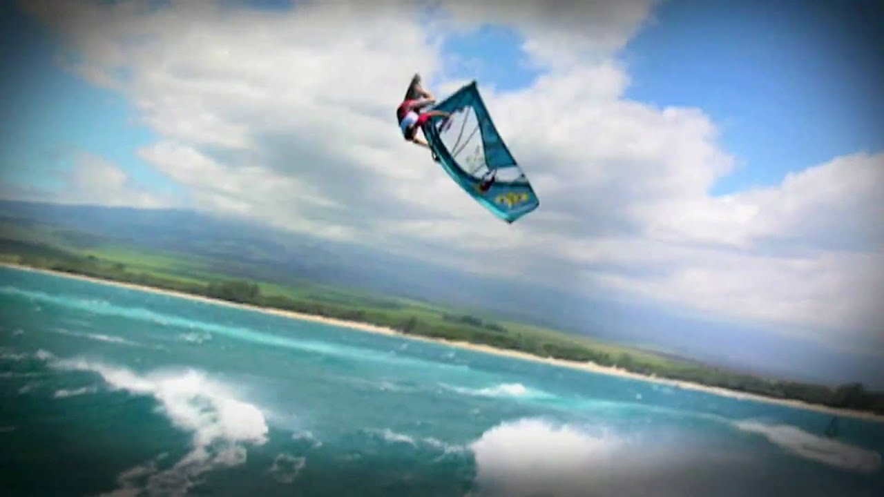 Windsurfer meets ski photographer - Red Bull Illume 2010