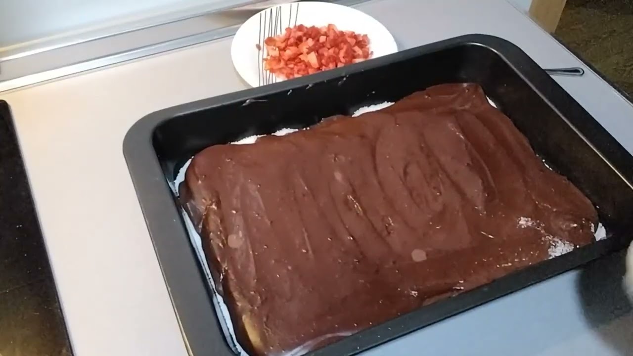 Pastelitos Rellenos de Nata con chocolate 🍫