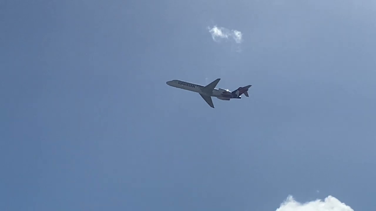 Planespotting | Daniel K. Inouye International Airport | Honolulu, Hawaii (HNL/PHNL) | Takeoffs | #1