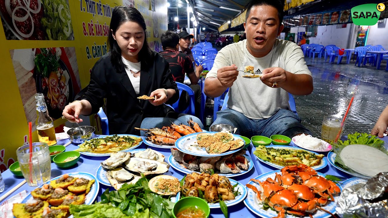 SAPA TV | ĐỘI MƯA ĐI ĂN SẬP QUÁN ỐC SIÊU NGON Ở SÀI GÒN
