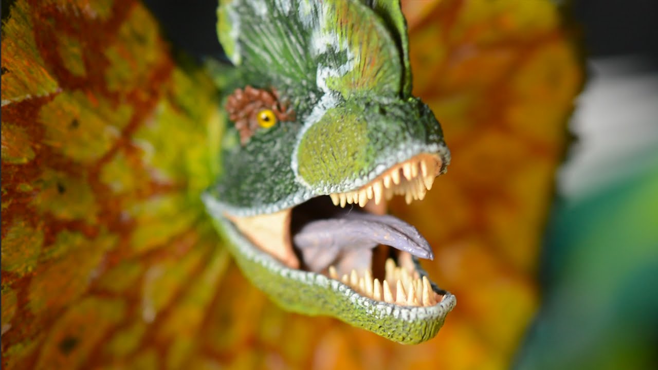 Horizon 1993 Jurassic Park Dilophosaurus Unboxing