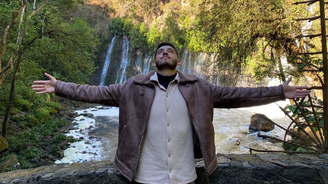 VIAJE INCREIBLE A URUAPAN, MICHOACÁN! | Chema Zamudio