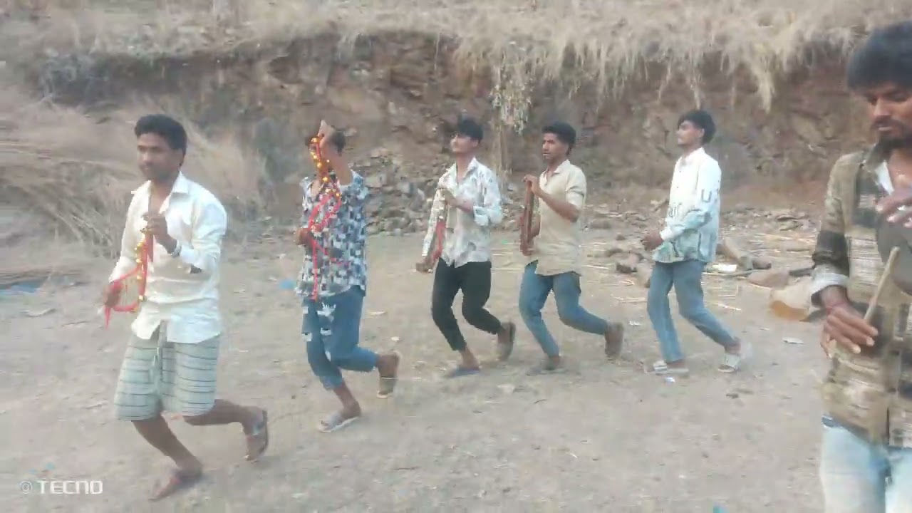 गाम आकड़ीया में वाहिया तिवर का विडियो 