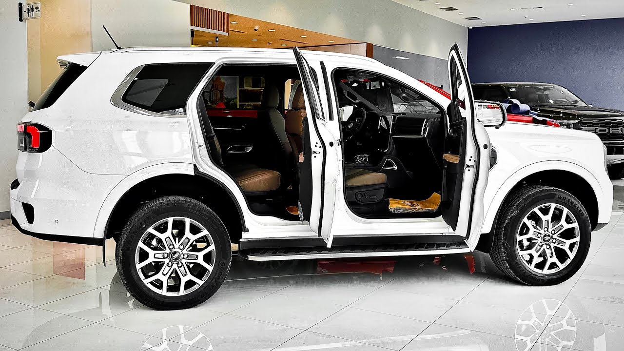 2026 FORD Everest Titanium​ 2.0 Bi-Turbo Arctic White : 7Seats Luxury SUV