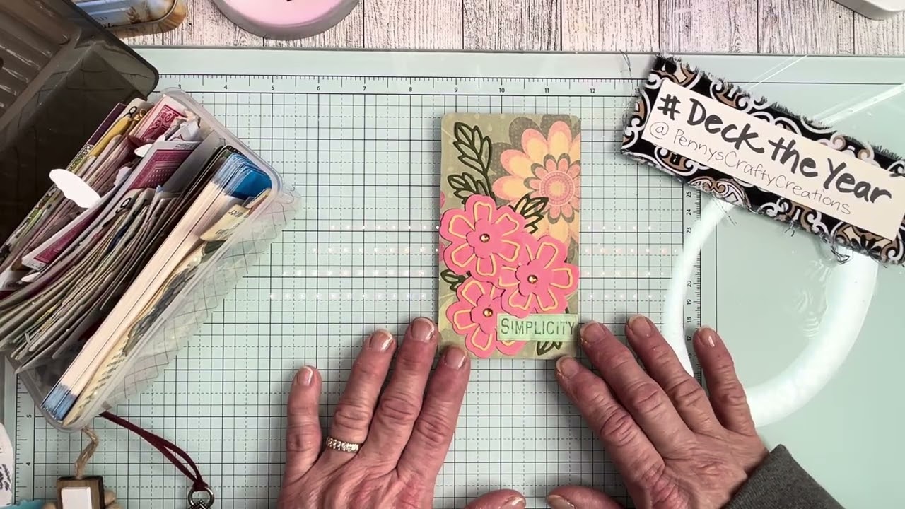 Week 2 Deck the Year @PennysCraftyCreations 