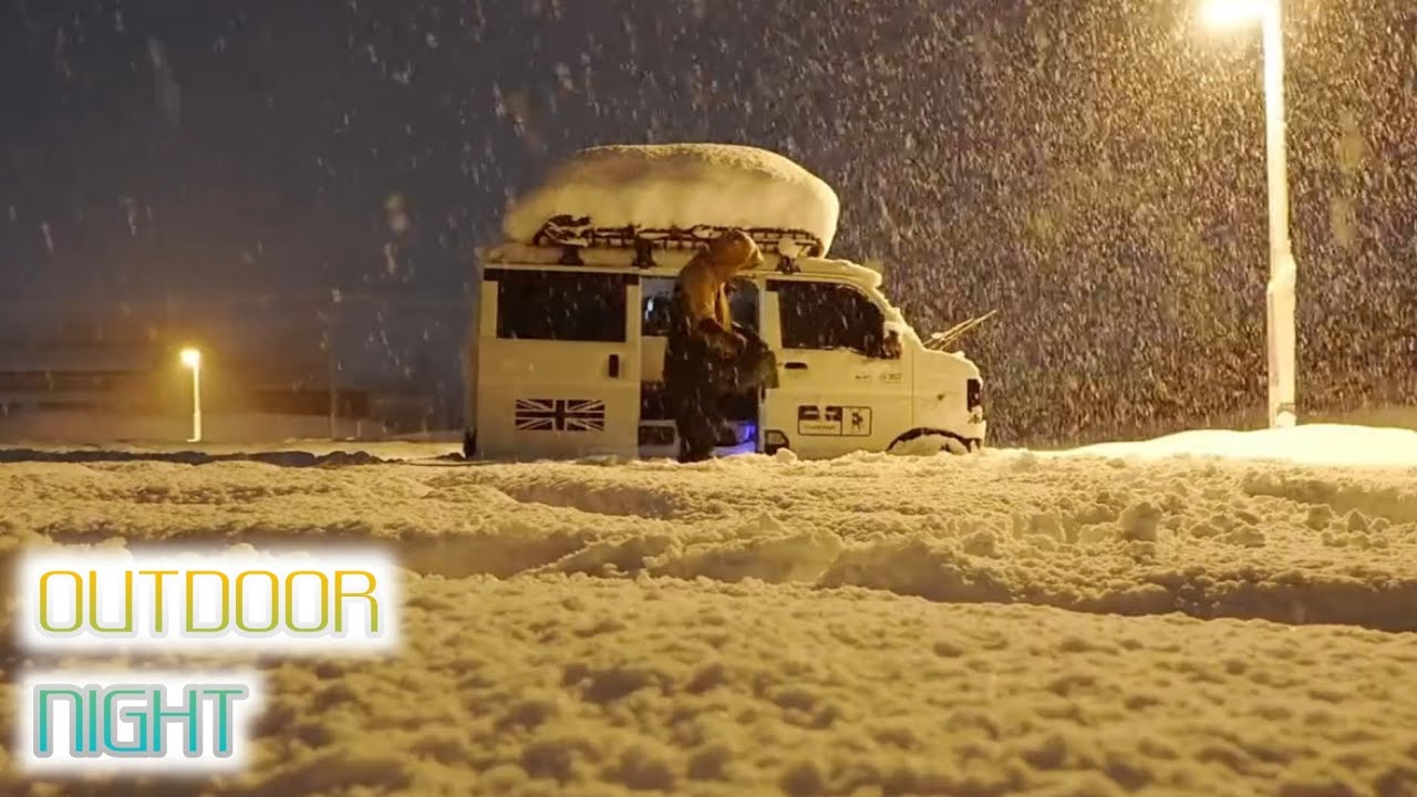 🔥 Ideas:Snowfall Me Outdoor Night Adventure ❄️🔥 | Van Life Vibes||#Snowfall#VanLife