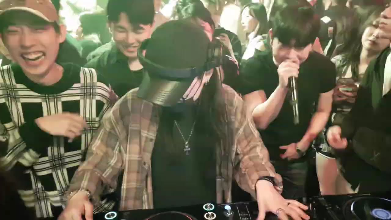 강남 클럽 잭리빈 토요일 주말오픈, DJ 스킨쉽(SKINSHIP) 디제잉 퍼포먼스