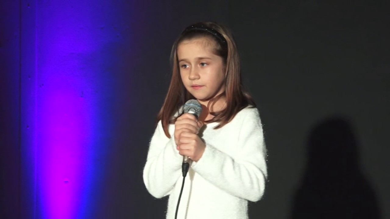 Kinga Modzelewska - Aniołek maleńki jak wróbelek | naszalomza