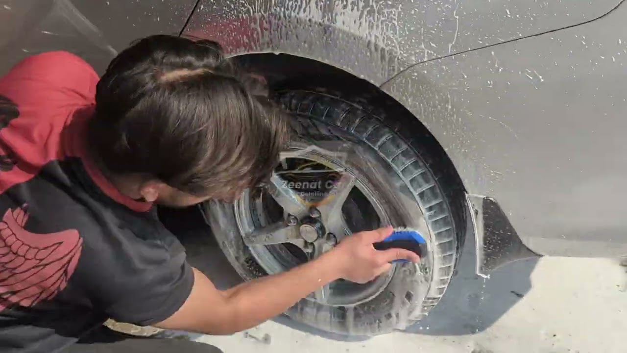 How To Detail Toyota Yaris | Complete Car Detailing / مکمل ڈیٹیلنگ، انجن واش، انٹیریئر کلیننگ