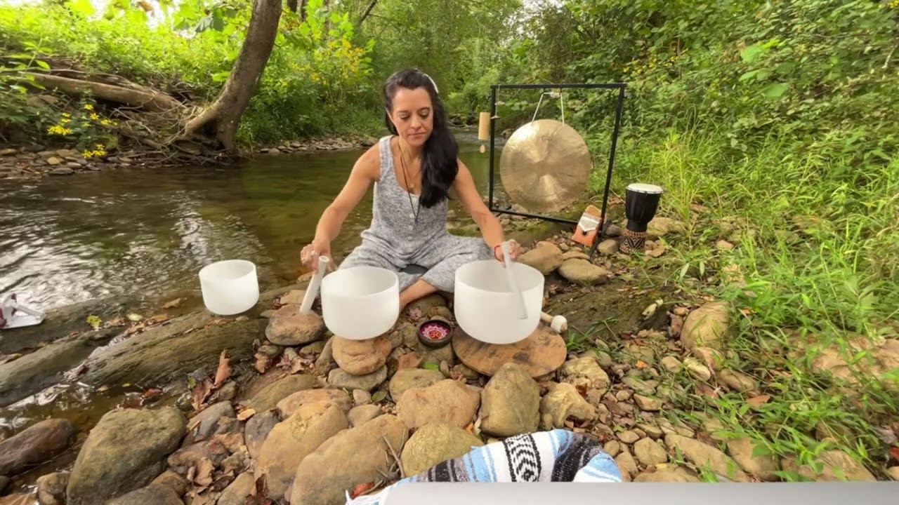 Crystal Singing Bowl Sound Bath by the Creek | Healing Frequencies in Appalachia ⛰️
