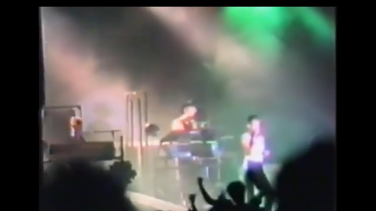 Depeche Mode 1985-07-30 Torwar Hall, Warsaw, Poland