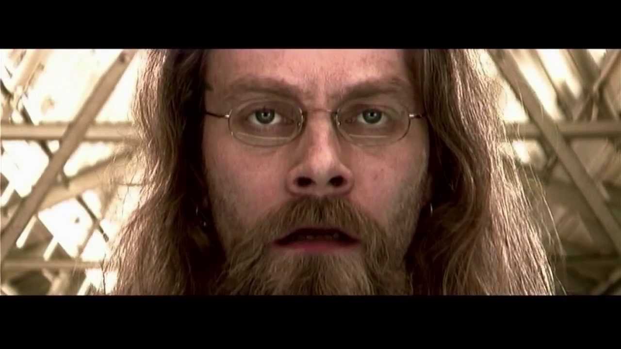 Mokoma - Haudan takaa (2004)