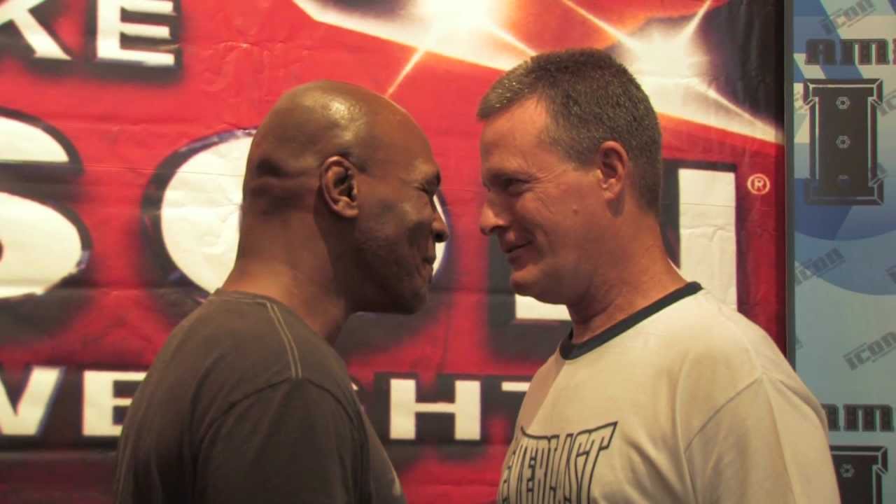 Mike Tyson Public Signing at American Icon Autographs in San Diego