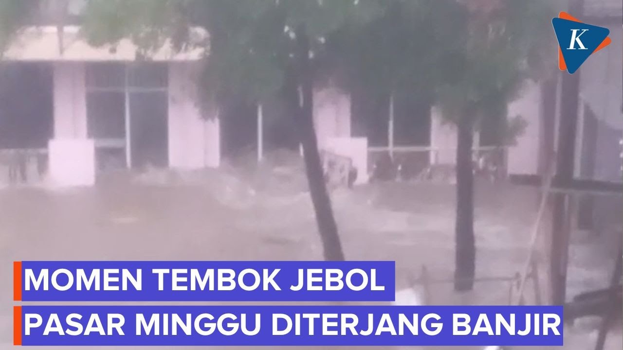 Detik-detik Tembok Mushala di Jaksel Jebol, Rumah Warga Langsung Kebanjiran
