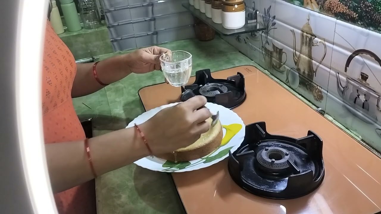 Sugar syrup cake