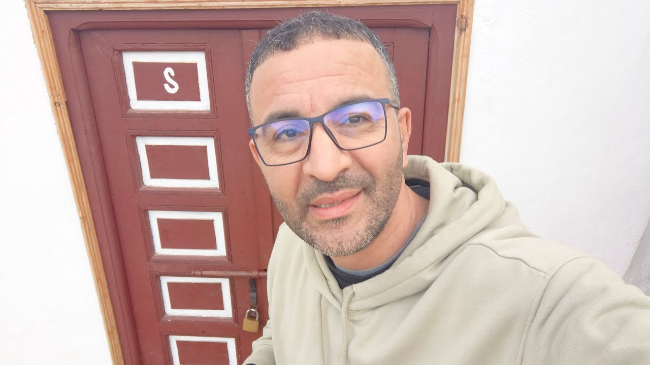 مسلمين ومكتفين لسيداي رجال الله ورمضان كريم عليكم