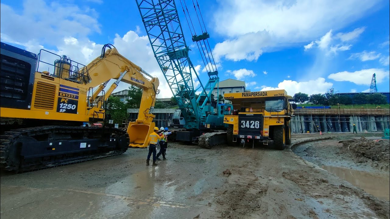 PC1250-11R Excavator Komatsu terbaru