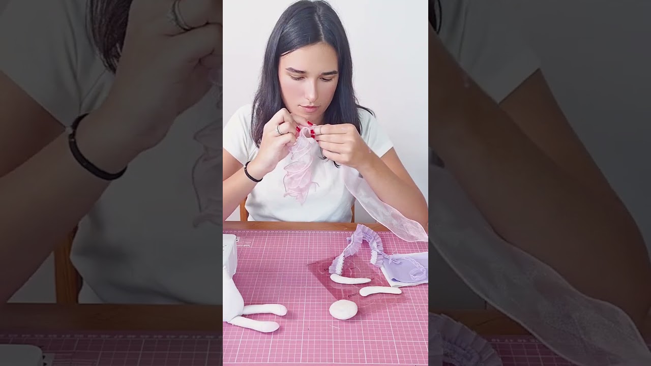 Aula Gratuita  2 Roupinhas das duas bonecas Rosinha e Violeta