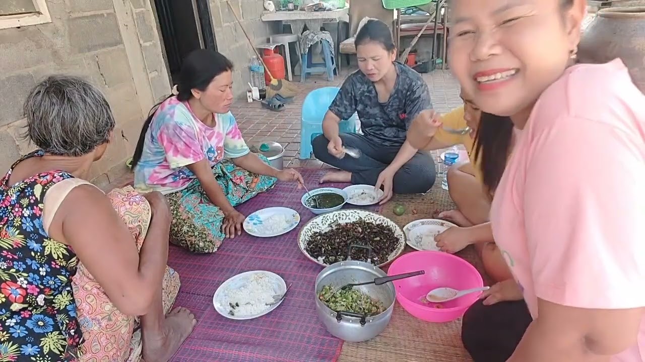 รีบจนเอวเคล็ดจินตราเรียกให้ไปยำถั่วพลูให้เขากินหน่อย