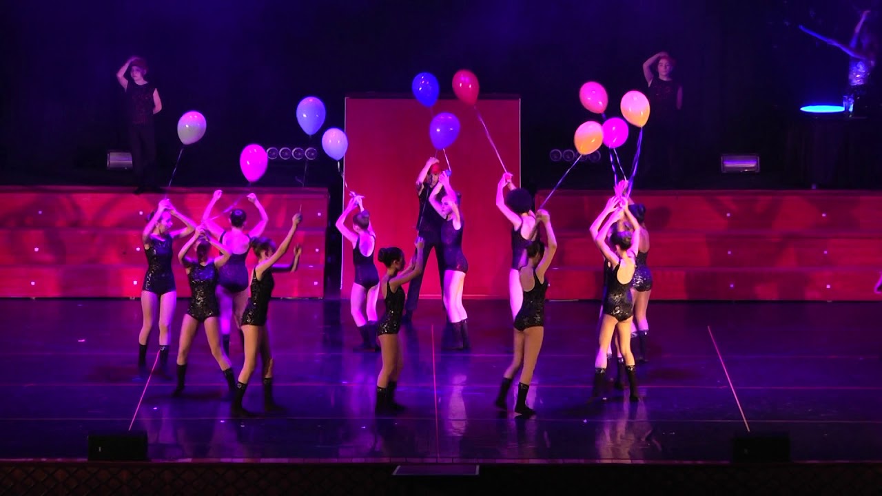 S P E T T A C O L O 2018 Unconventional CIRCUS