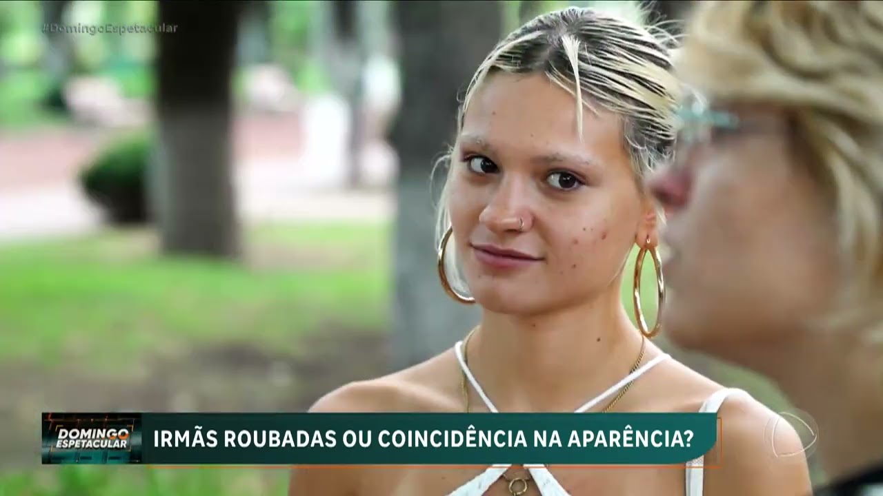 Meninas descobrem ser irmãs gêmeas e reencontram-se anos depois do nascimento
