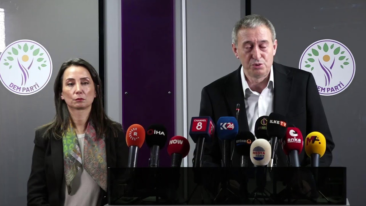 Eş Genel Başkanlarımız, Rojava - Suriye'deki son gelişmelere ilişkin basın toplantısı düzenliyor