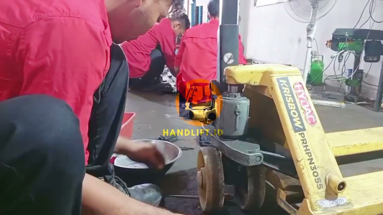 Proses Pengerjaan Service Hand Lift Lama Jadi Baru - Handlift.id