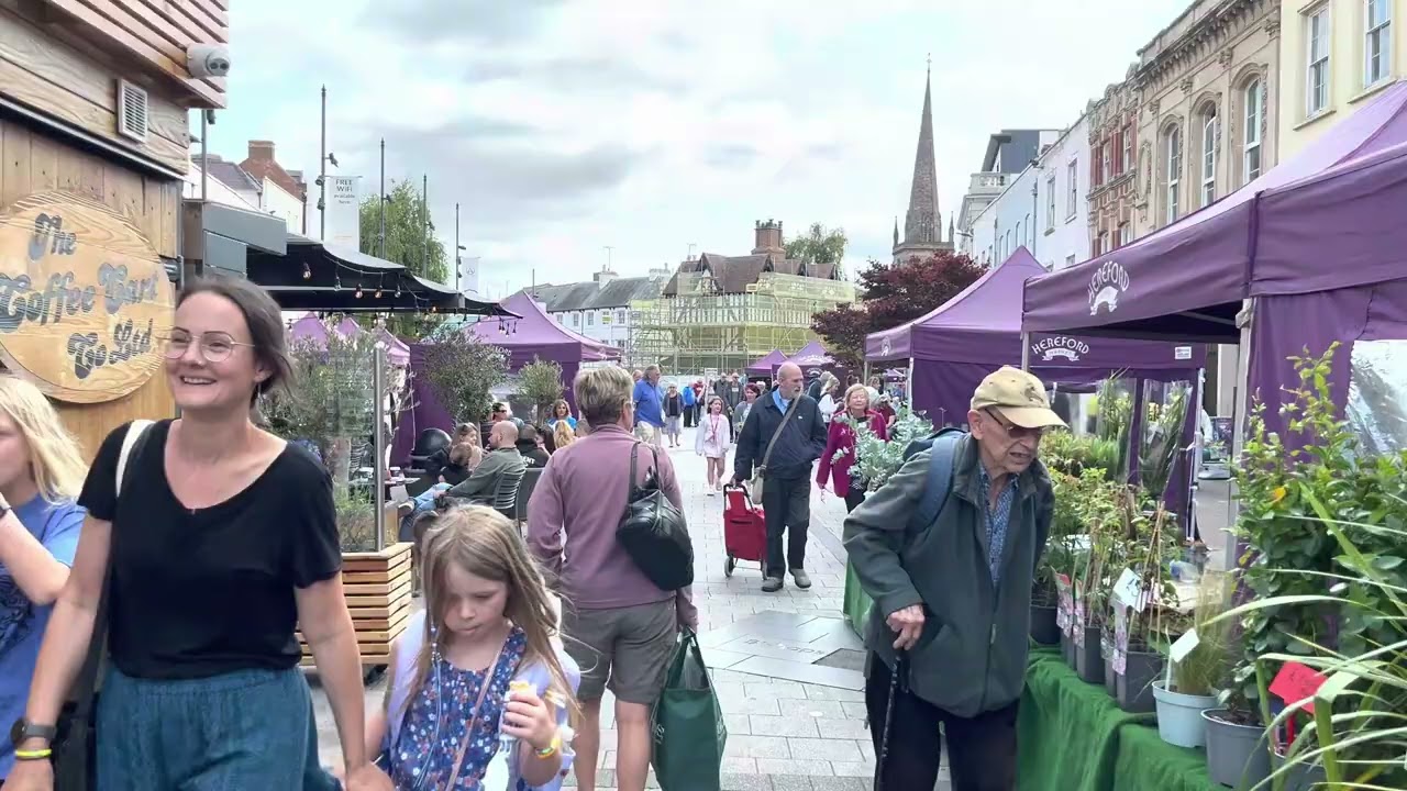 Exploring Hereford High St - Slow TV
