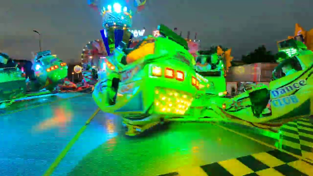 Breakdance Marc Leek Offride   Kermis Voorhout zaterdag avond 14 09 2024