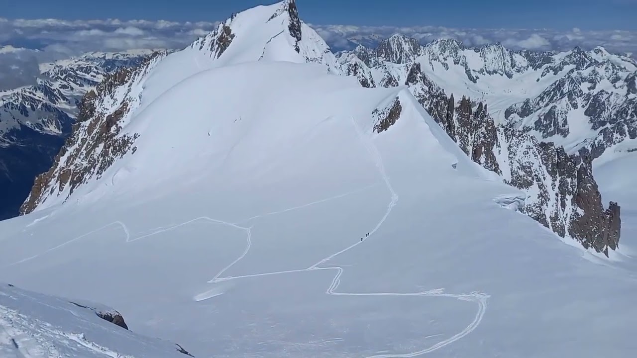 Montblanc 4810m with ski!