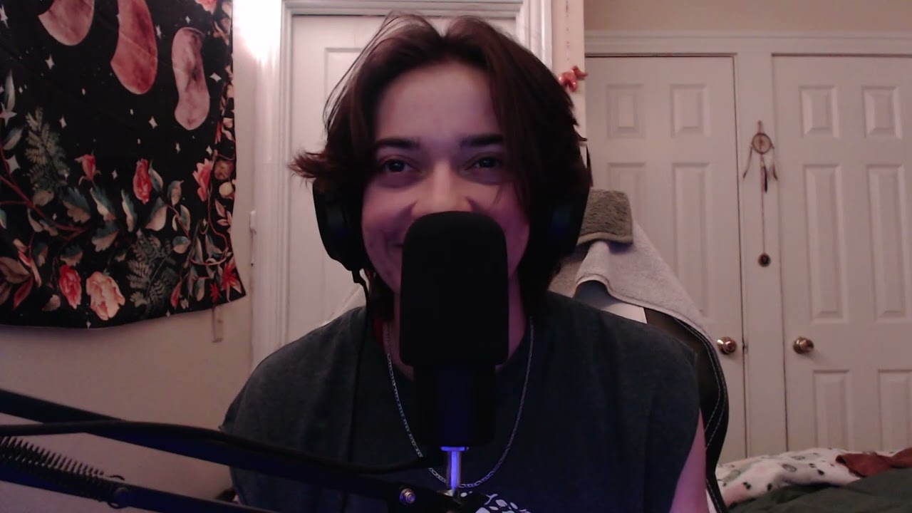 ASMR Rambling, whispering, trigger words