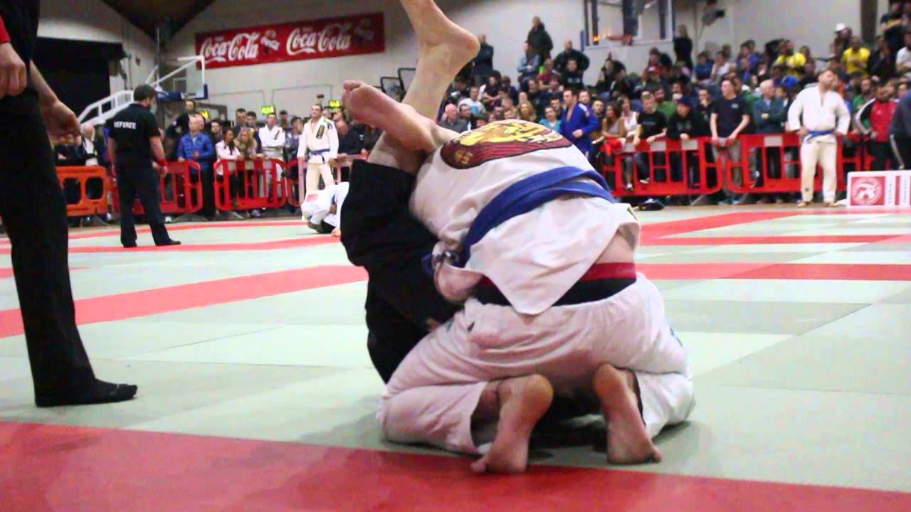 Richard Bukovcsan [East Coast Jiu Jitsu] vs Ciaran Brohan [Trials Martial Arts] Irish Open 2015