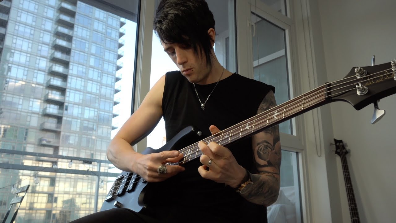 Playing a SLAP bass solo while my friend beatboxes