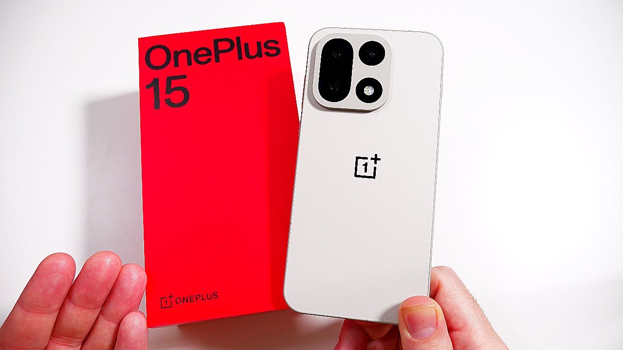 OnePlus 15 Unboxing & First Look!