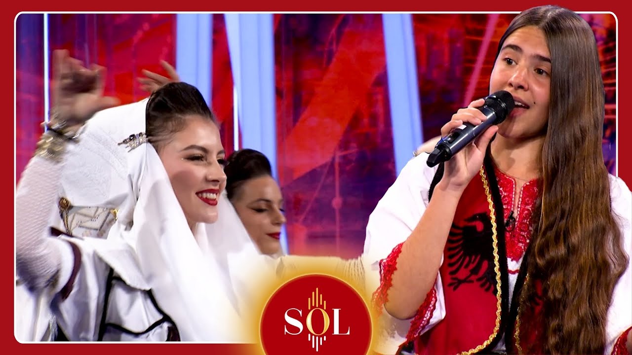 Malësoret e Deçanit e djegin atmosferën me këngë e valle në studio me Adelina Hasanin 😍