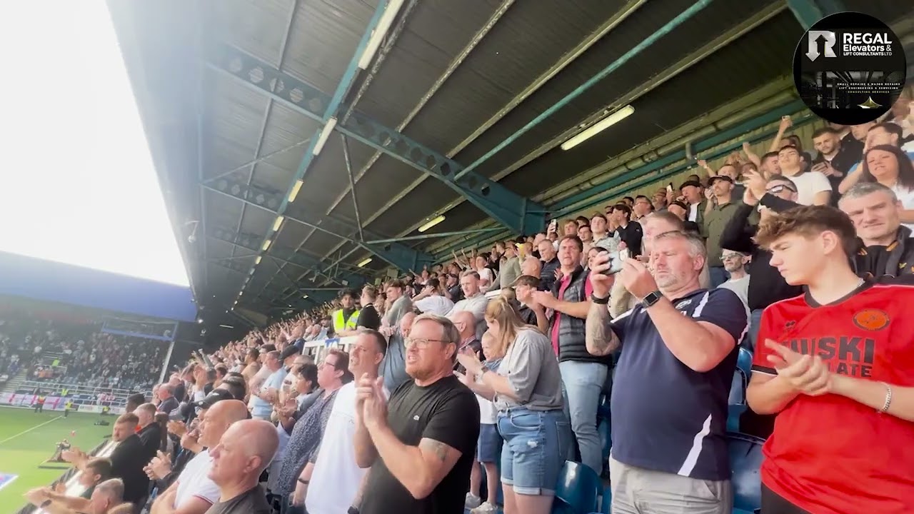 CROWD CAM- QUEENS PARK RANGERS 1-1 MILLWALL- TEAMS COME OUT AT LOFTUS ROAD #millwall #qpr #efl