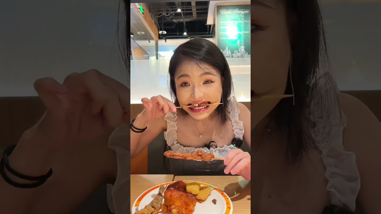 铁子们，你们想看的吃自助前后的体重对比来啦#披萨自助 #南华吴学姐