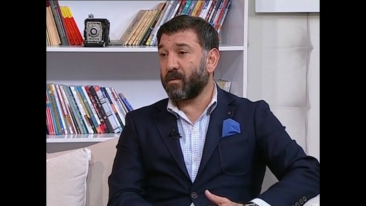 گفت و گویی پرشور و خاطره انگیز با(مرحوم) علی انصاریان، در آستانه اولین داربی بدون هادی نوروزی