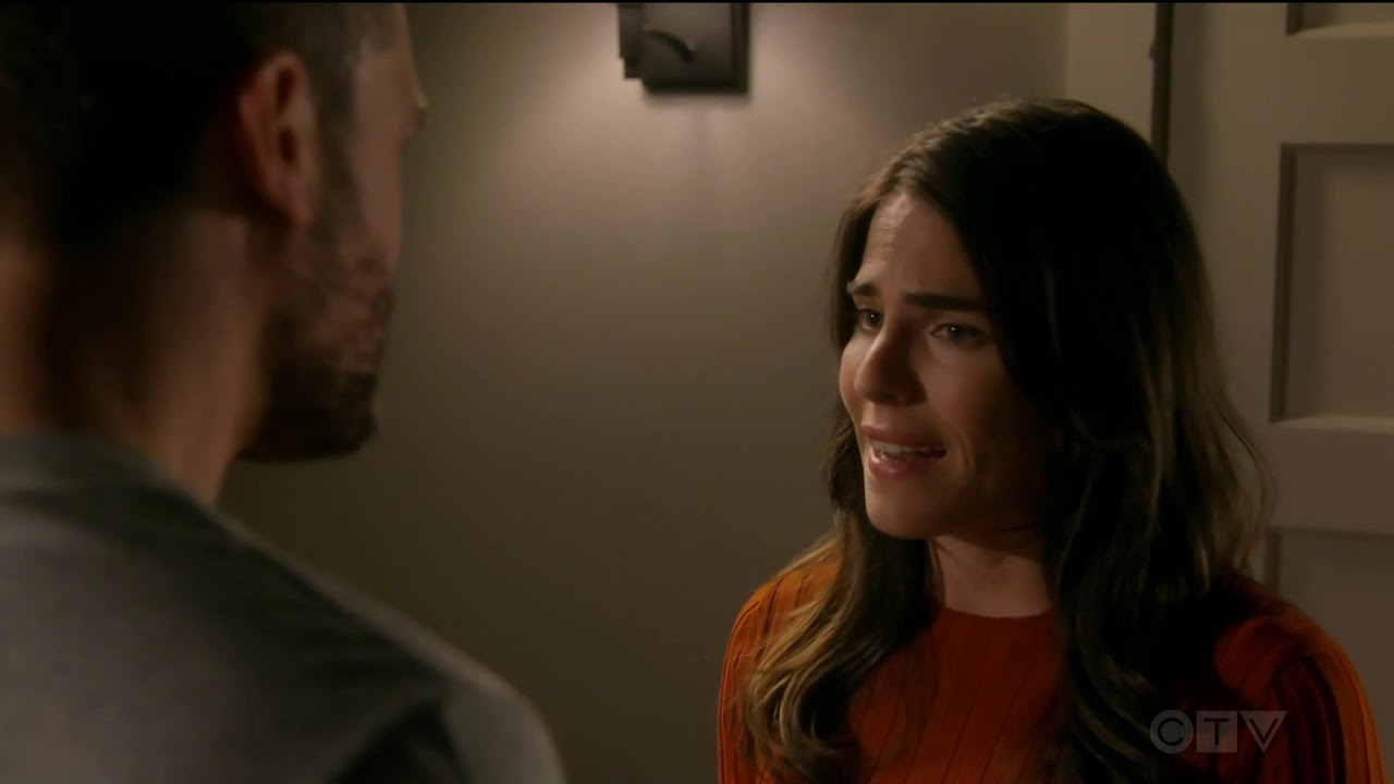 Charlie Weber (barechest / chest) - How to Get Away With Murder #38