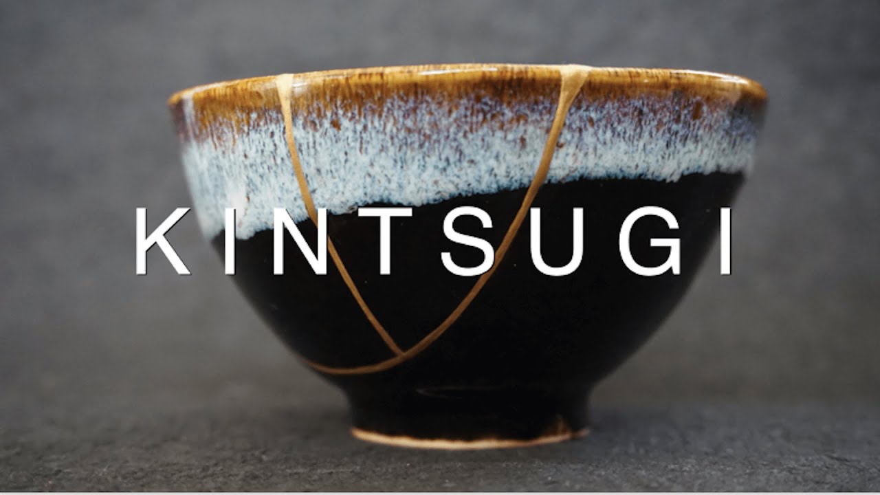 Professional Kintsugi : How to Fix Broken Bowl