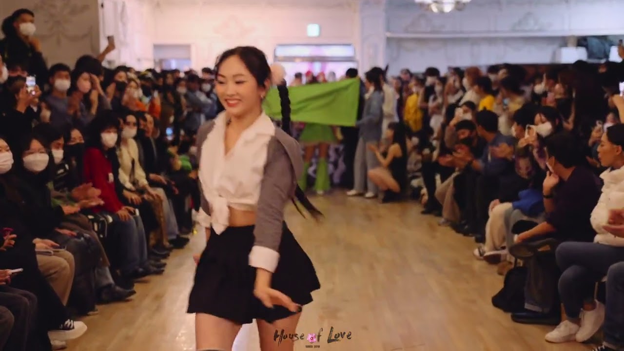 FF VS MF PERFORMANCE (FF) @LOVE Ball 2022 in Korea