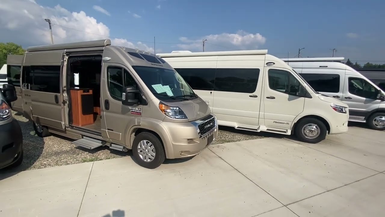 Roadtrek Zion Srt pre-loved 2021! 15K miles!