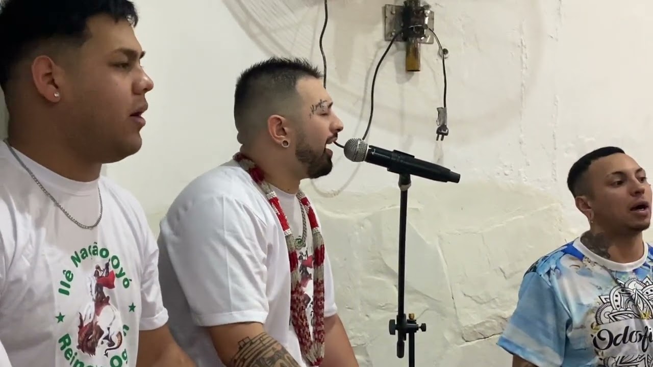 Alabê Arian/Rezas De Orixa Xango e Aluja