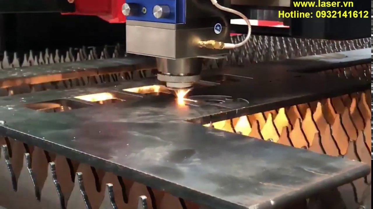 Máy cắt laser fiber công suất 3000W - Cắt được sắt dày 20mm với tốc độ rất nhanh