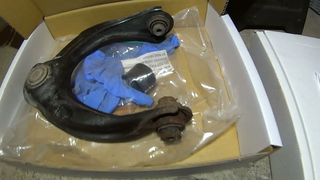 DIY Replacing upper control arms in a 2012 Honda Accord LX