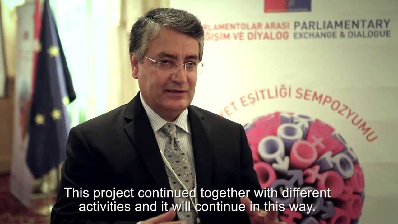 Nazmi G&uuml;r