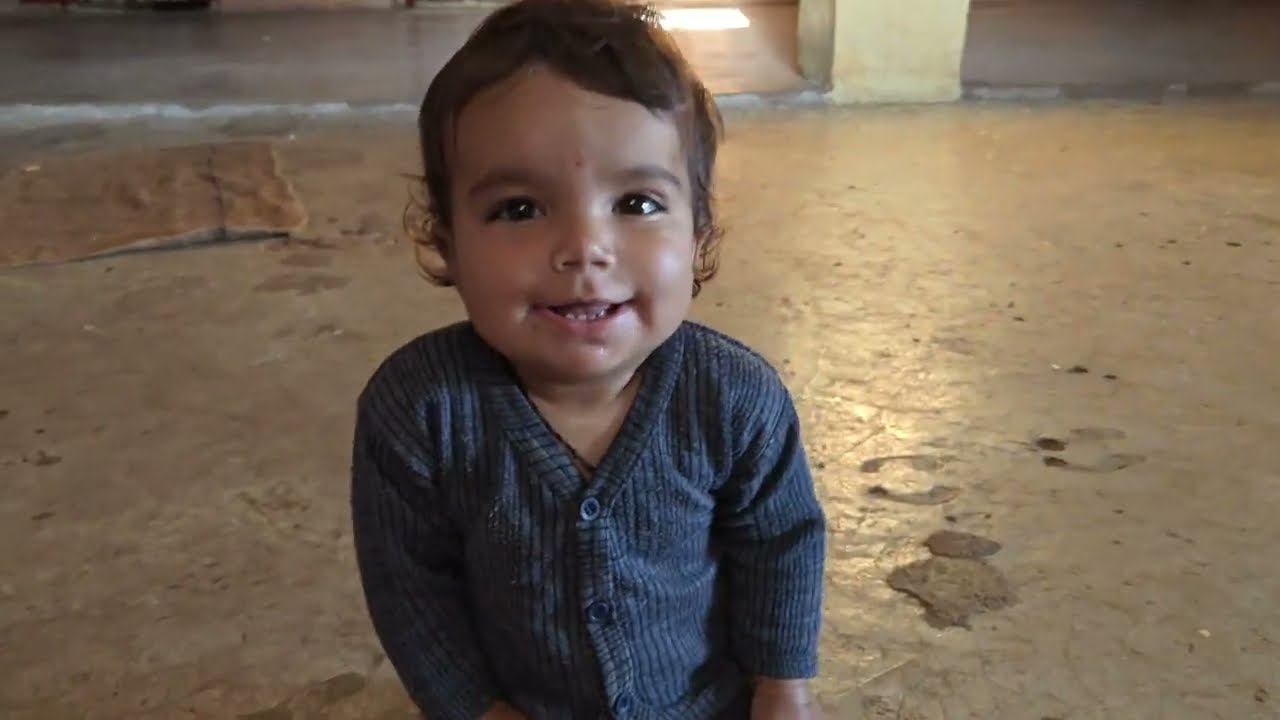 आज की शुरुआत जग्गू की मुस्कान के साथ और पूरे दिन भर चलाया खेतों में पानी 😊🙏